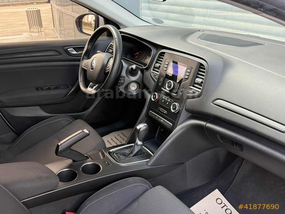 2021 MODEL KOMPLE SERVİS BAKIMLI MEGANE 140.000 KM