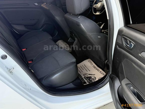 2021 MODEL KOMPLE SERVİS BAKIMLI MEGANE 140.000 KM