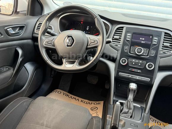 2021 MODEL KOMPLE SERVİS BAKIMLI MEGANE 140.000 KM