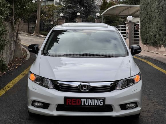 HATASIZ BOYASIZ OTOMATİK HONDA CİVİC ECOELAGANCE 