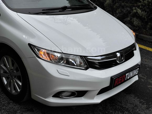 HATASIZ BOYASIZ OTOMATİK HONDA CİVİC ECOELAGANCE 