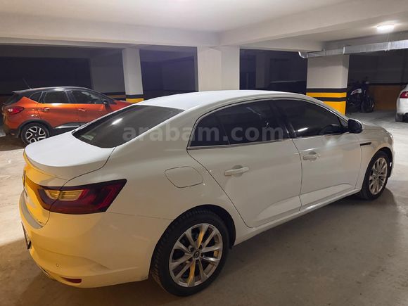 Sahibinden Renault Megane 1.5 Blue DCI Joy 2022 Model