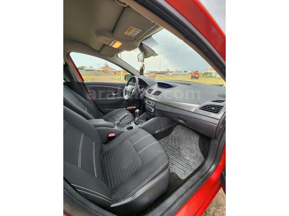 2015 Model 1.5 dCi Touch Plus Değişen Tramer Yok