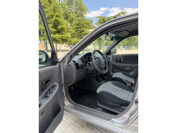 Sahibinden Hyundai Accent 1.3 Admire 2005 Model 