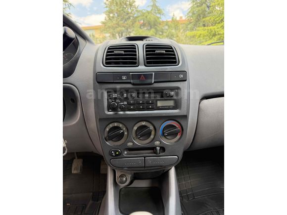 Sahibinden Hyundai Accent 1.3 Admire 2005 Model 