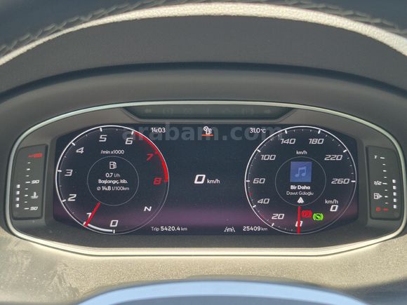 Sahibinden Seat Ateca 1.5 EcoTSI Xperience 2024 Model Garantili