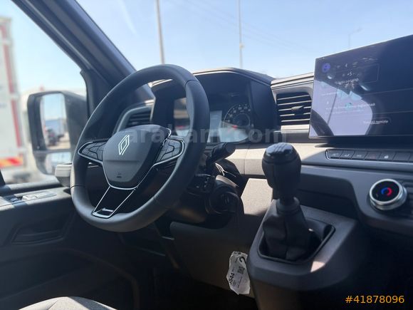 2.05 KREDİ KOÇASLANLAR2'DEN RENAULT MASTER L3 2026 MODEL