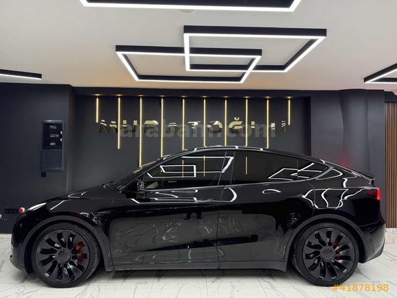 MURATOĞLU__2023 TESLA MODEL Y PERFORMANCE 4ÇEKER 534HP BOYASIZ