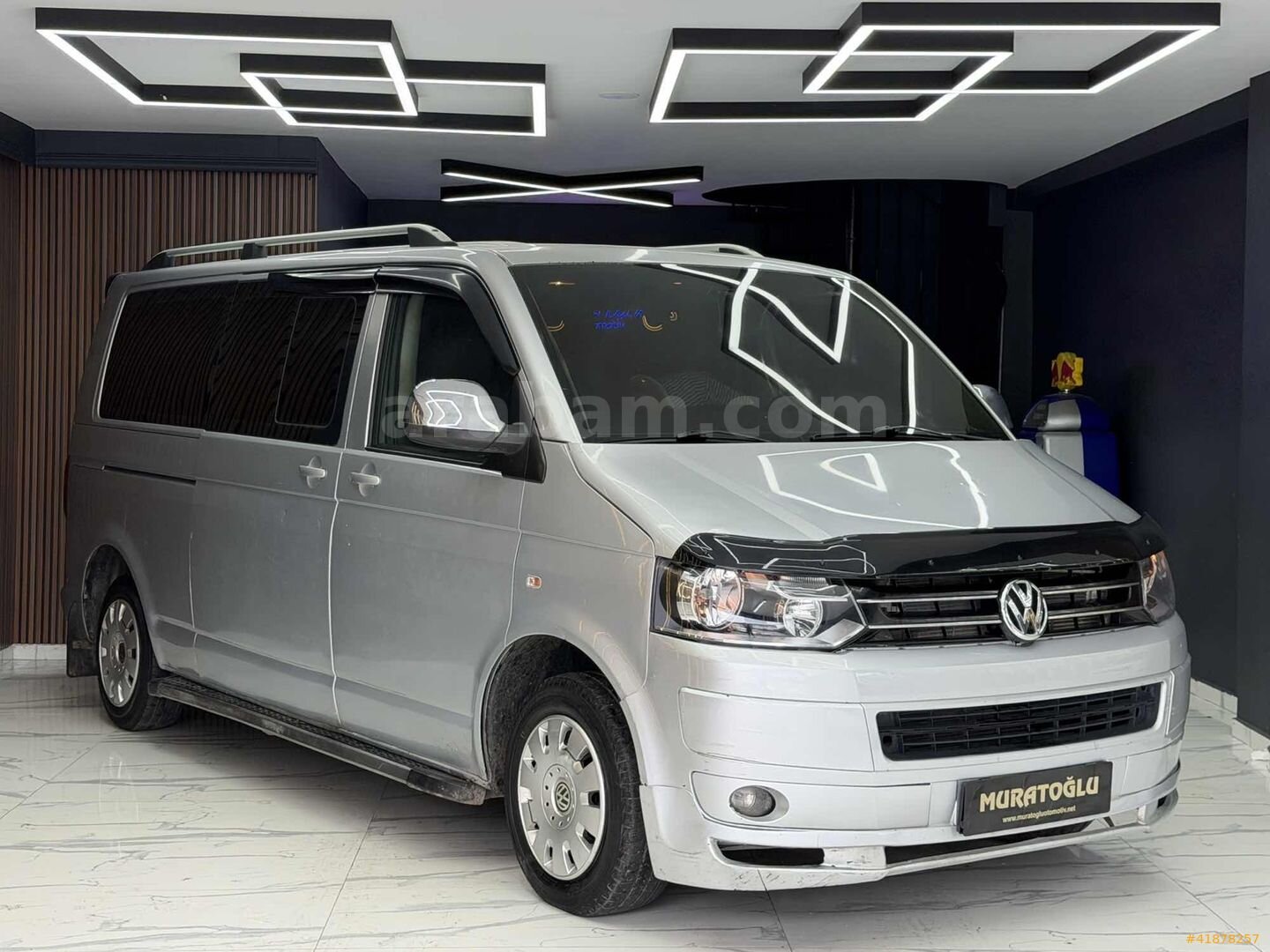Galeriden Volkswagen Caravelle 2.0 TDI Trendline 2011 Model İstanbul 480 km Gri 3