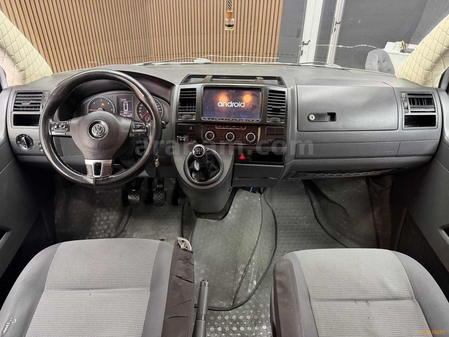 Galeriden Volkswagen Caravelle 2.0 TDI Trendline 2011 Model İstanbul 480 km Gri 7