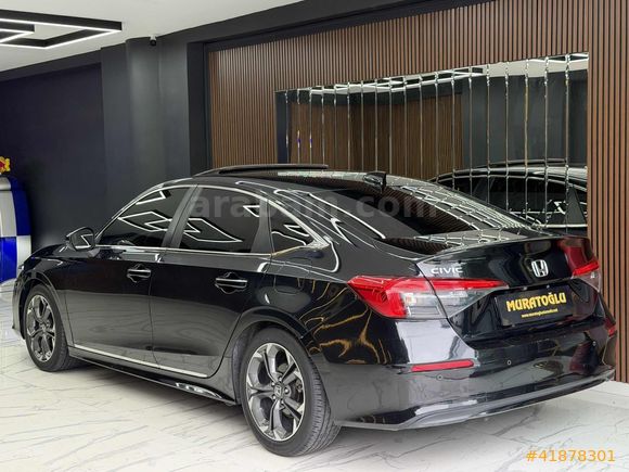 MURATOĞLU__2023 CİVİC ECO EXECUTİVE PLUS HATASIZ *64.000KM*