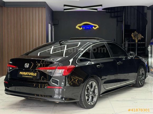 MURATOĞLU__2023 CİVİC ECO EXECUTİVE PLUS HATASIZ *64.000KM*