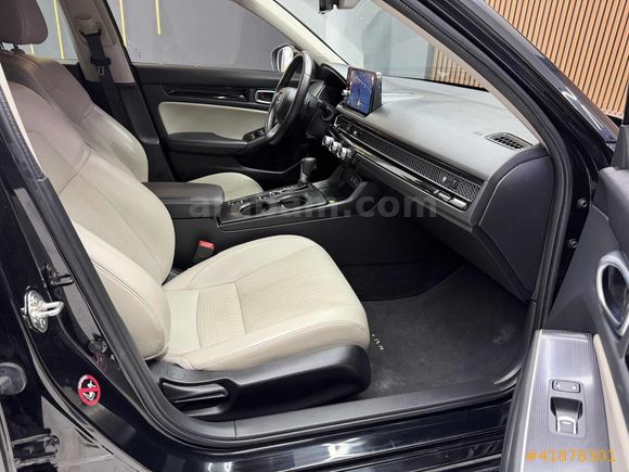 MURATOĞLU__2023 CİVİC ECO EXECUTİVE PLUS HATASIZ *64.000KM*