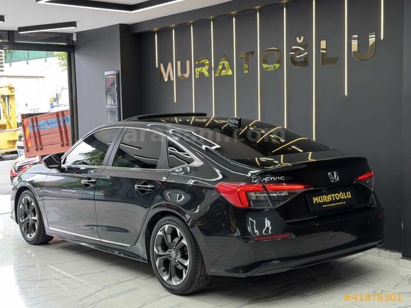 MURATOĞLU__2023 CİVİC ECO EXECUTİVE PLUS HATASIZ *64.000KM*