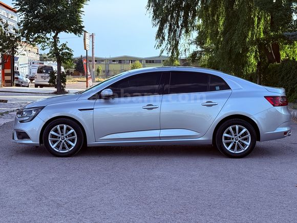 2017 MEGANE 1.5 DCİ TOUCH **HATASIZ**SERVSİ BAKIMLI**170 BİN KM*