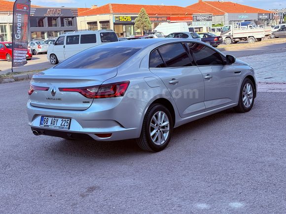 2017 MEGANE 1.5 DCİ TOUCH **HATASIZ**SERVSİ BAKIMLI**170 BİN KM*