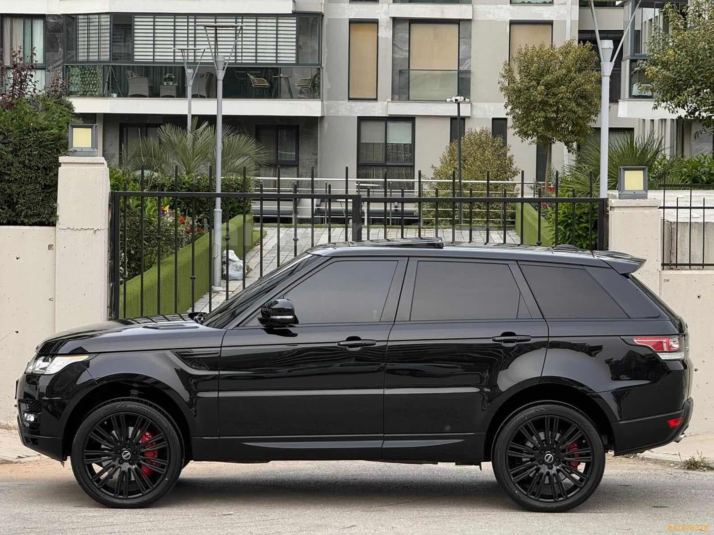 Galeriden Land Rover Range Sport 3.0 SDV6 HSE Dynamic 2015 Model İzmir 249.000 km Siyah 5
