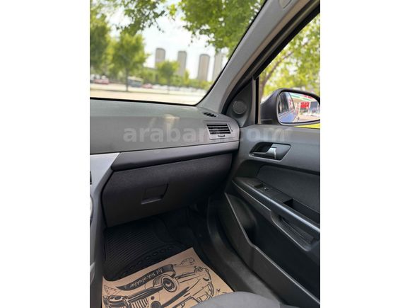 Otomatik. Opel Astra 1.6 Enjoy 2010 Model 