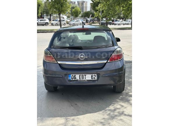 Otomatik. Opel Astra 1.6 Enjoy 2010 Model 