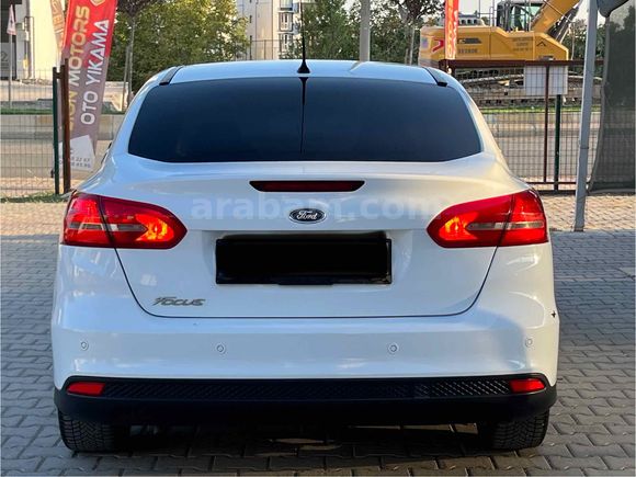 Sahibinden Ford Focus 1.6 TDCi Titanium 2015 Model 