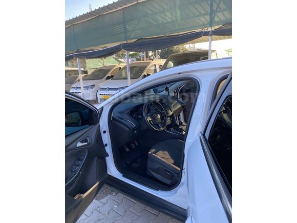 Sahibinden Ford Focus 1.6 TDCi Titanium 2015 Model 