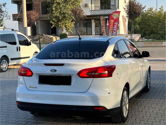 Sahibinden Ford Focus 1.6 TDCi Titanium 2015 Model 