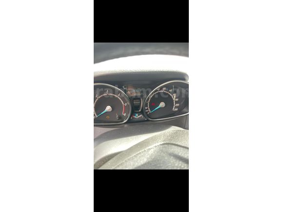 Sahibinden Ford Tourneo Courier 1.6 TDCi Titanium Plus 2017 Model