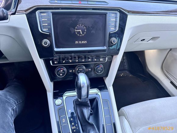 2015 Model Bakımlı Passat 1.6 TDİ BlueMotion Highline..