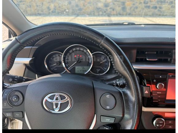 Sahibinden Toyota Corolla 1.4 D-4D Advance 2015 Model
