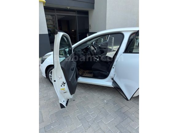 Galeriden Renault Clio 0.9 TCe Touch 2019 Model Mersin