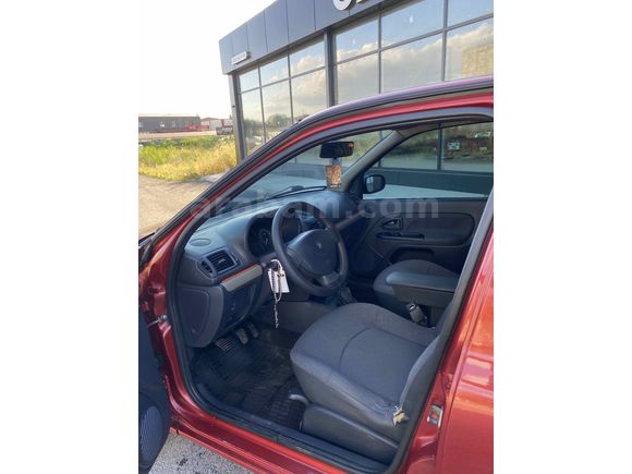 Sahibinden Renault Clio 1.2 Authentique 2004 Model 
