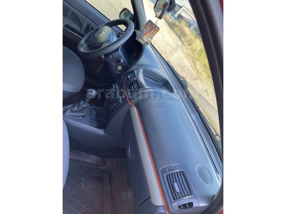 Sahibinden Renault Clio 1.2 Authentique 2004 Model 