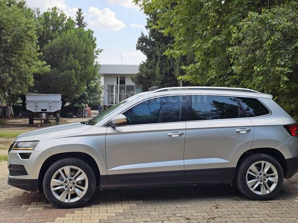 2019 MODEL 123 KM SKODA KAROQ