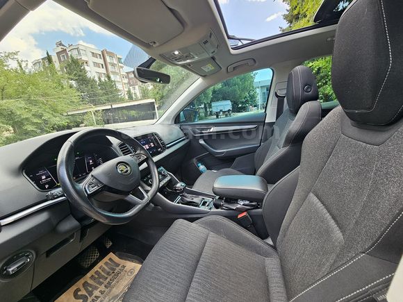 2019 MODEL 123 KM SKODA KAROQ