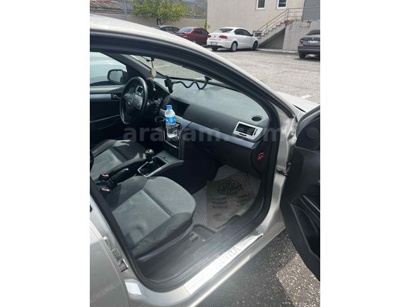Memurdan  Opel Astra 1.3 CDTI Enjoy 2006 Model 