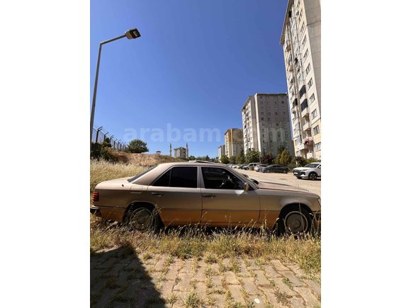 Mercedes-benz w124 200E