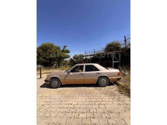 Mercedes-benz w124 200E