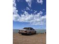 Mercedes-benz w124 200E