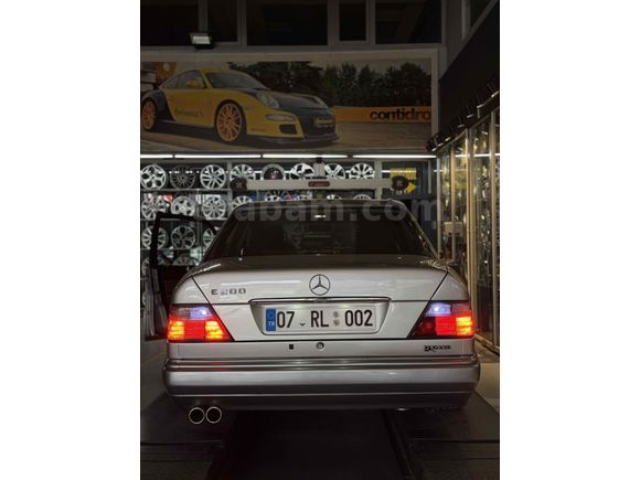 Sahibinden Mercedes - Benz 200 E 1995 Model Ankara