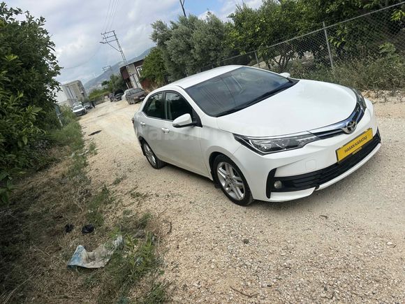 Galeriden Toyota Corolla 1.4 D-4D Touch 2017 Model Hatay