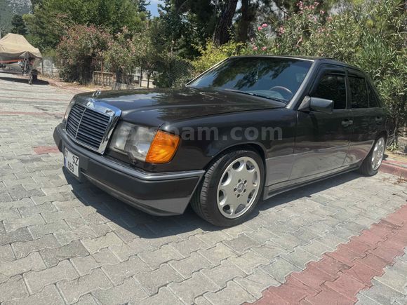 Sahibinden Mercedes - Benz 200 E 1990 Model 