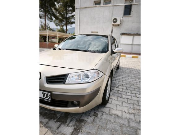 SAFKAN BENZİN OTOMATİK 1.6 16V HB MEGANE 2