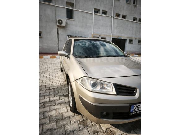 SAFKAN BENZİN OTOMATİK 1.6 16V HB MEGANE 2