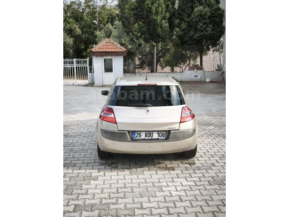 SAFKAN BENZİN OTOMATİK 1.6 16V HB MEGANE 2