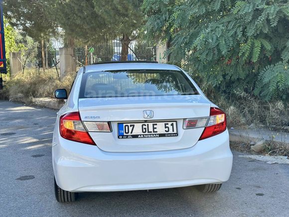 İLK ELDEN-SERVİS BAKIMLI 2015’MODEL-OTOMATİK V.