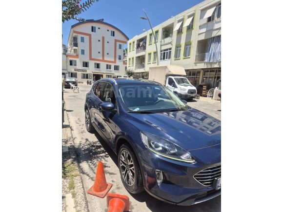 Sahibinden Ford Kuga 1.5 EcoBlue Titanium 2020 Model  90.000 km Lacivert