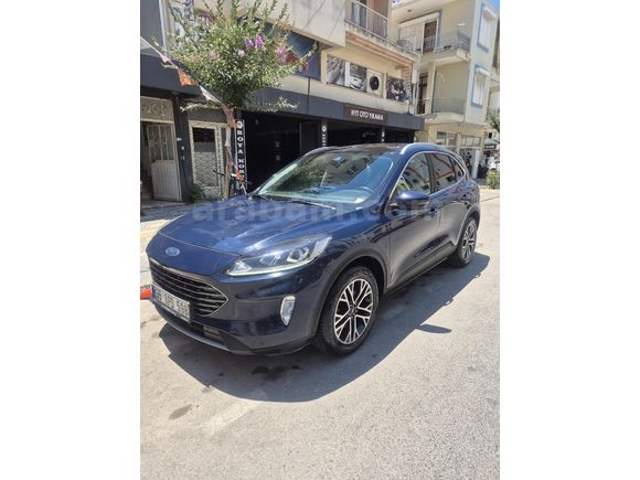 Sahibinden Ford Kuga 1.5 EcoBlue Titanium 2020 Model  90.000 km Lacivert