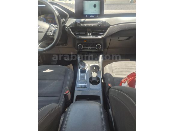 Sahibinden Ford Kuga 1.5 EcoBlue Titanium 2020 Model  90.000 km Lacivert