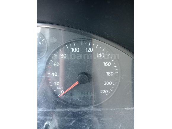 Sahibinden Volkswagen MultiVan 1.9 TDI 2004 Model  347.000 km Beyaz