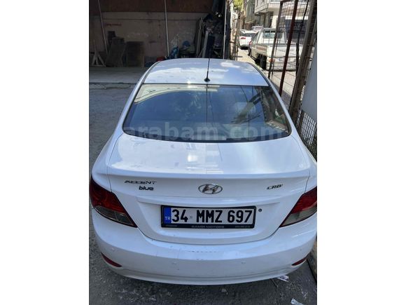 Sahibinden Hyundai Accent Blue 1.6 CRDI Mode 2012 Model 
